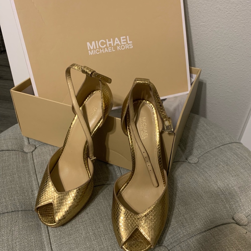 Michael Kors gold shoes
